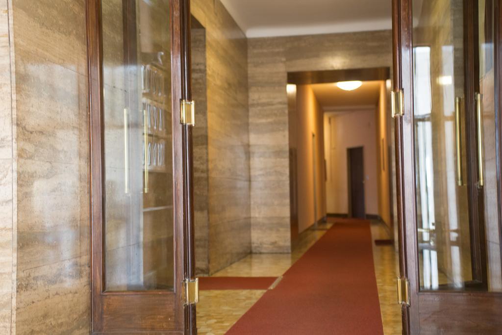Convenient And Private Place In Appartement